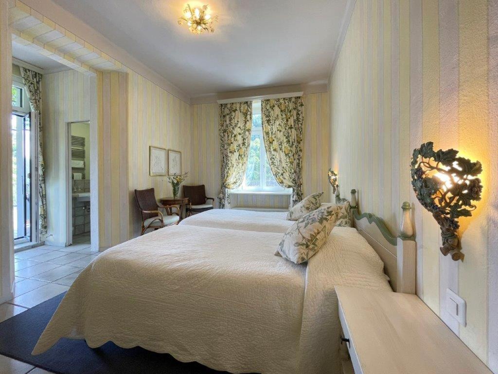 Bed and Breakfast Ristorante Della Stazione Da Yanelo Интранья Экстерьер фото