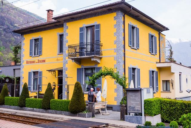 Bed and Breakfast Ristorante Della Stazione Da Yanelo Интранья Экстерьер фото