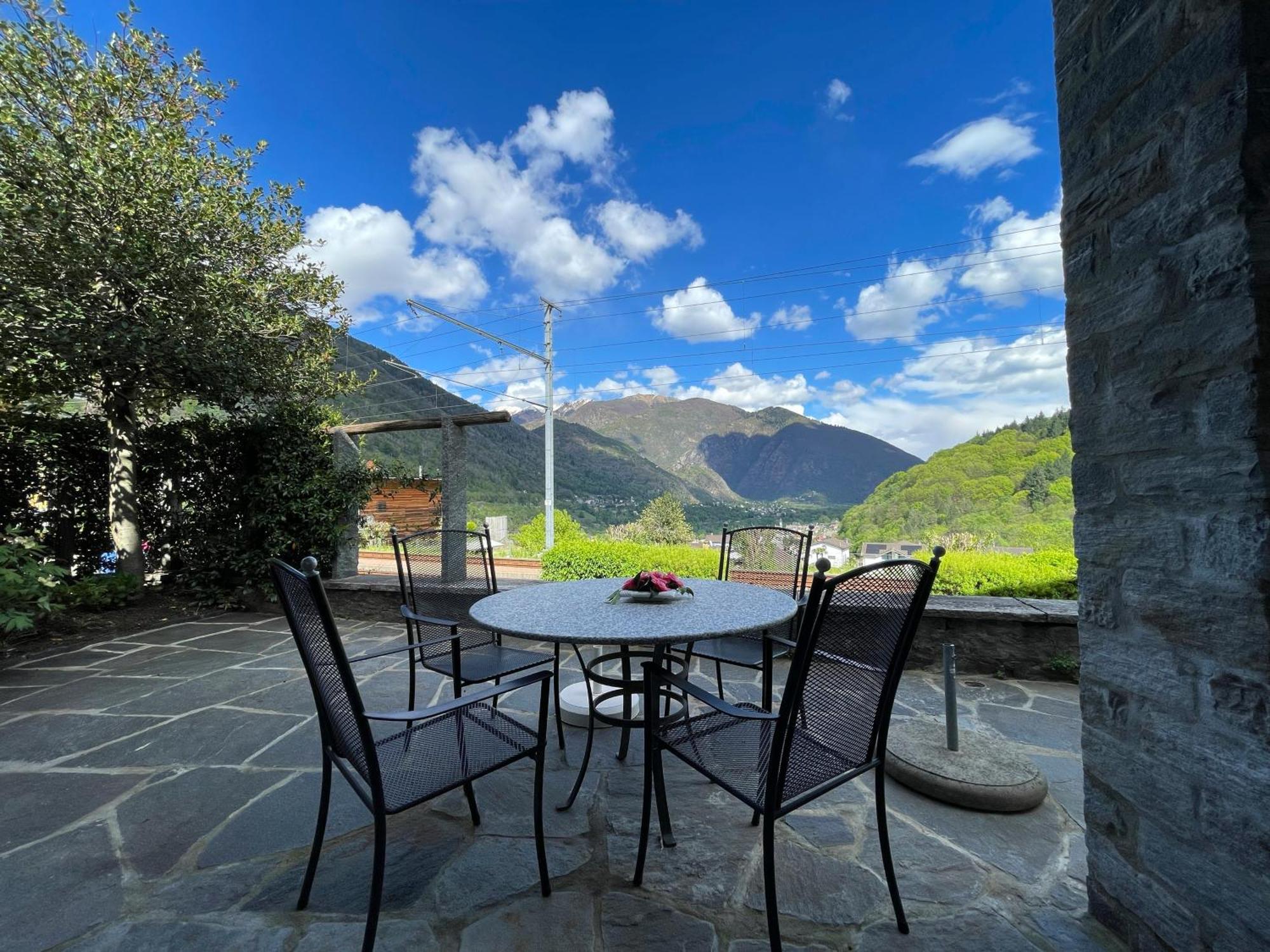 Bed and Breakfast Ristorante Della Stazione Da Yanelo Интранья Экстерьер фото